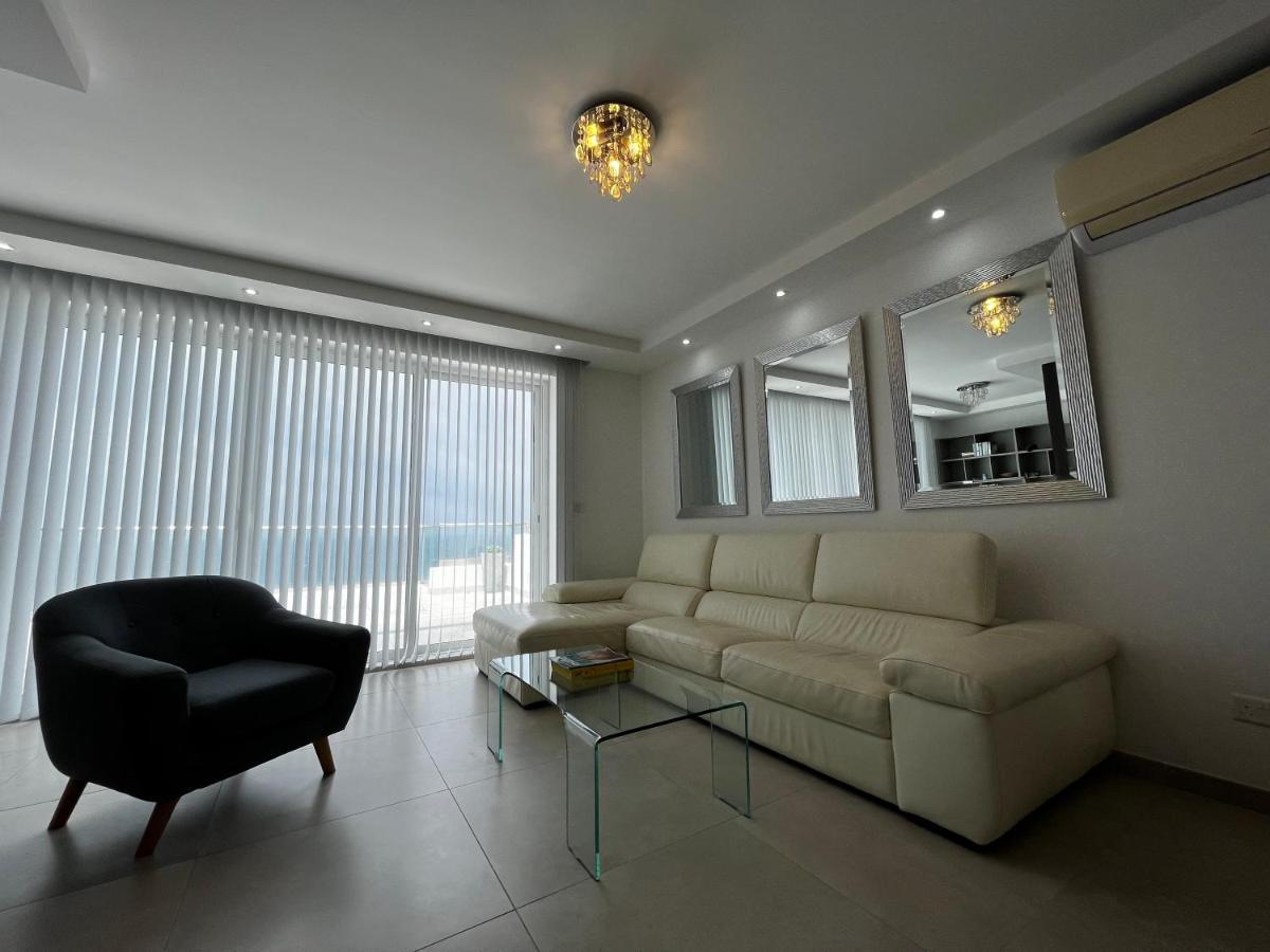 Stunning Penthouse, 2 Bedroom, Heart Of Сліма Екстер'єр фото
